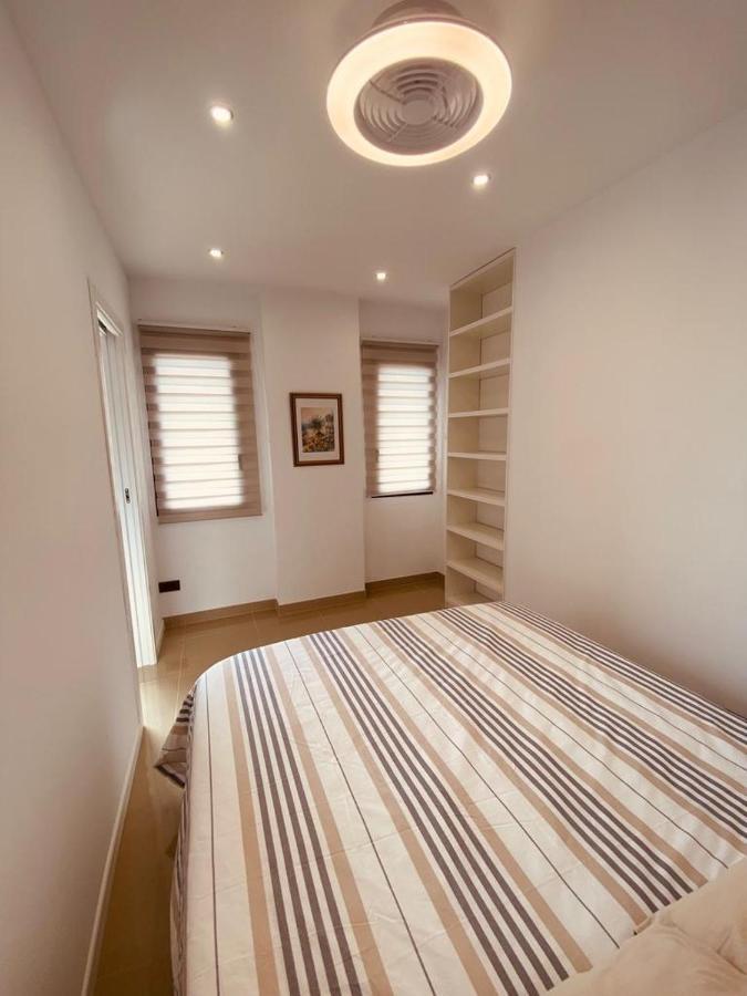 Gold Sunset Apartment Адехе Екстериор снимка