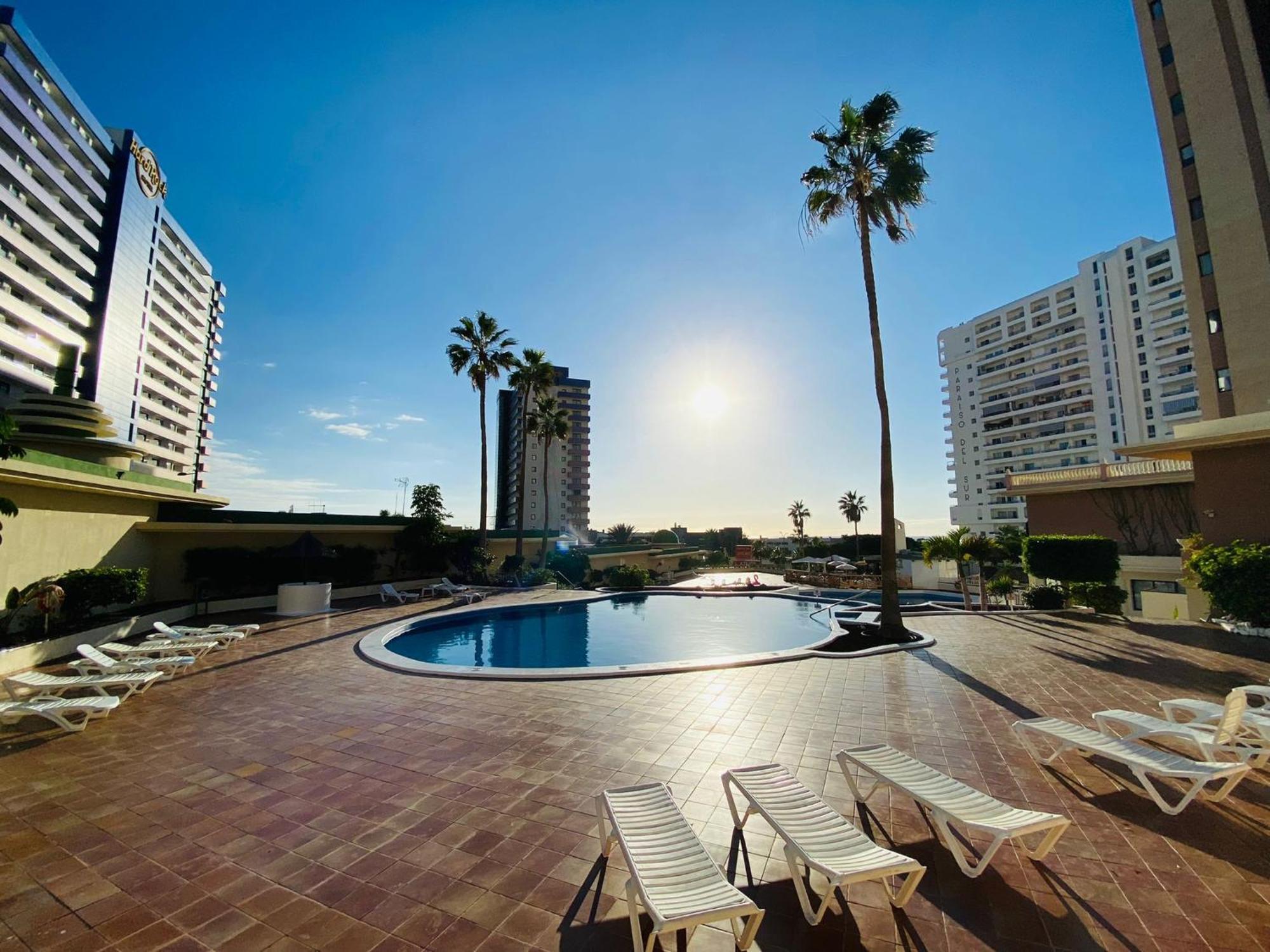 Gold Sunset Apartment Адехе Екстериор снимка